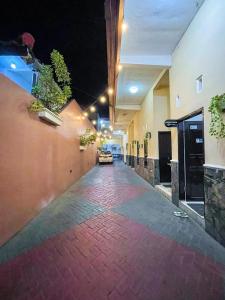 Kinari Sharia Living