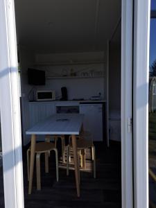 Campings Camping le Bois Jahan : Chambre Double Deluxe