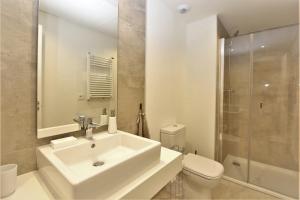 Estepona Centre Luxury Apartment HADA