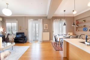 Penelope by halu!, Central 2-BD apartment