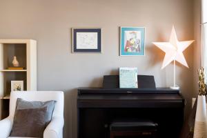 Penelope by halu!, Central 2-BD apartment