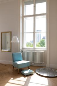 2-Bedroom Apartment with Private Library