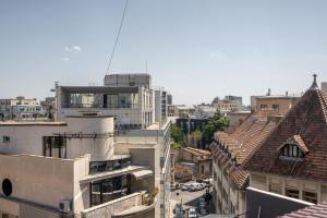 Alfie Center Apartment