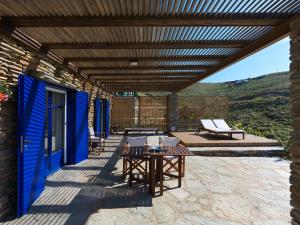 Agelos Beachfront Villa