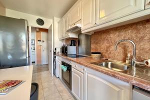 Beautiful flat with terrace near Croisette