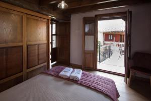 Madre Rosa I, casa rural con la playa a 12 km VV-2412-AS