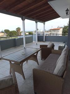 Seven Seas Apartments