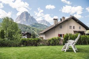 Apartments Chalet Zirm