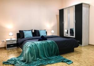 Центр посуточно Новая двухуровневая квартира da Luisa