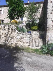 B&B / Chambres d'hotes Les Fonts de Baix : photos des chambres