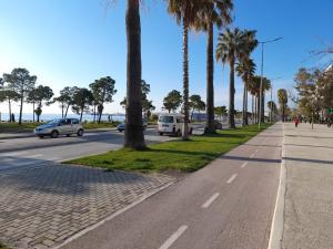 Sole&mare Vlore Apartment, 7 minutes walk from Lungomare