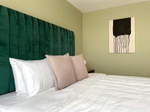 New apartments in building with pool, rooftop and gym in Condesa