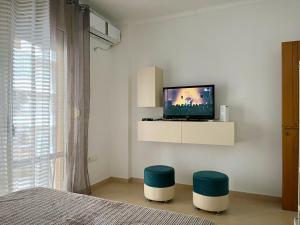 COASTAL RETREAT - Beach Apartment Vlore
