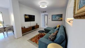 Luxurious 2 Bed Central Penthouse Atico
