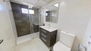 Luxurious 2 Bed Central Penthouse Atico