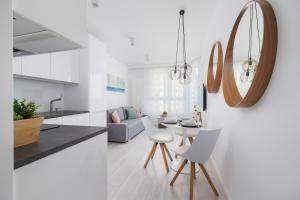 City Centre Modern Apartment with Parking by Renters Prestige