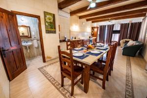 Ta Lucija Sleeps 4 with Private Pool