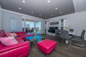 Luxury Apartment Purple Summer Sea view