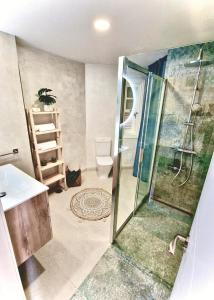 Comfy 1 BDR Apartment