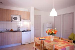 Campings Camping Le Mediterranee Argeles - Domaine pietonnier : photos des chambres