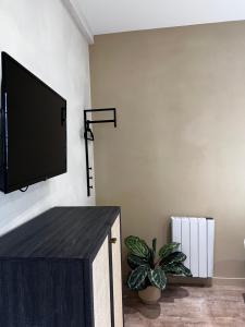 Myaka Appartement Wood