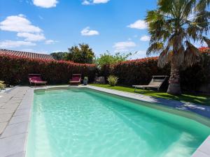 Maisons de vacances Nice holiday home in Provence-Alpes-Cote d'Azur with pool : photos des chambres