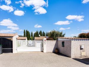 Maisons de vacances Nice holiday home in Provence-Alpes-Cote d'Azur with pool : photos des chambres