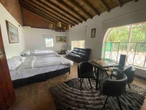 Hermosa Casa Campestre con Piscina y Jacuzzi