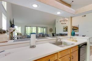 Osage Beach Vacation Rental with Deck and Grill