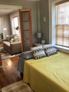 Forsyth Executive Rental