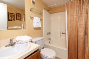 Island Winds East by Brett Robinson Vacations