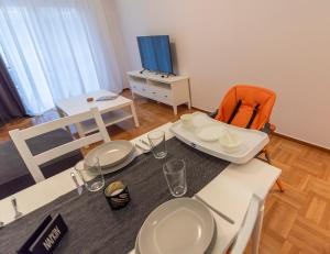 Athina Pantheon Mitropoleos