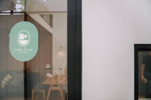 Little Duck Villa - Tiny House near Gedong Putih