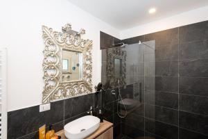 Appartamento Dany Con Vista Lago by Holiday Solutions