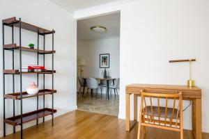 Sutton Place 2BR w Gym Pool DM nr Central Pk NYC-464