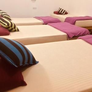 Tiki bar hostel ella