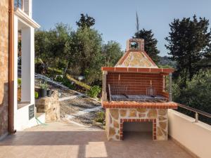 Olea Stone House near the sea