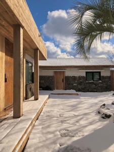 제주 전통 구옥을 현대식으로 해석한 Stay EUNWOL-OJO