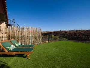 Private Terrace Majanicho Home -Garden & Pool - Ла-Оліва