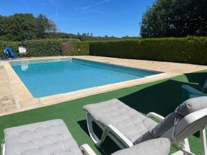 Maisons de vacances Bonnefon, Maison avec piscine et grand jardin proche Sarlat : photos des chambres