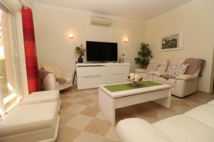 Villa Jóia - 3 Bedroom Villa with Swimming pool in Boliqueime, near Vilamoura, Algarve