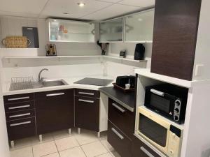 Appartements Sous-sol amenage tout equipe avec jardin & parking : photos des chambres