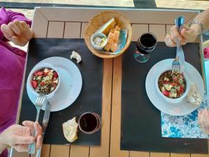 Chalets Canal du Nivernais Gites Le champ radis : photos des chambres