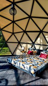 Glamping dome tent RIVER