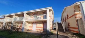 Appartement 2 chambres piscine