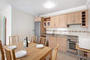 Las Brisas Playa San Juan By Paramount Holidays