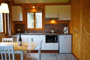LE CHAMP RADIS 4 chalets Canal du Nivernais Morvan