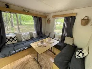 Charmant Mobile Home en foret - Saint-Caprais