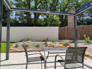 Villa Albera Laroque Gites Location Vacances