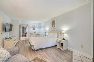 Balcony and Resort Amenities at Myrtle Beach Condo!